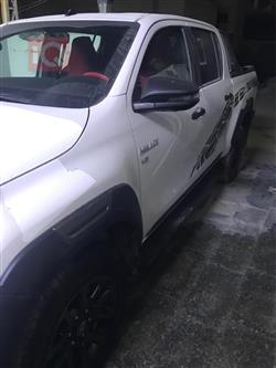 تۆیۆتا هایلۆکس